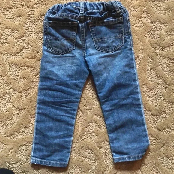 The children’s place skinny jeans 2T light in color and adjustable waist - Picture 2 of 7